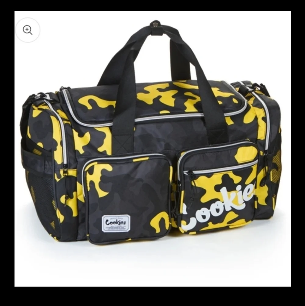 Cookies Heritage Smell Proof Camo Duffle Bag. NWT In Original Packaging.